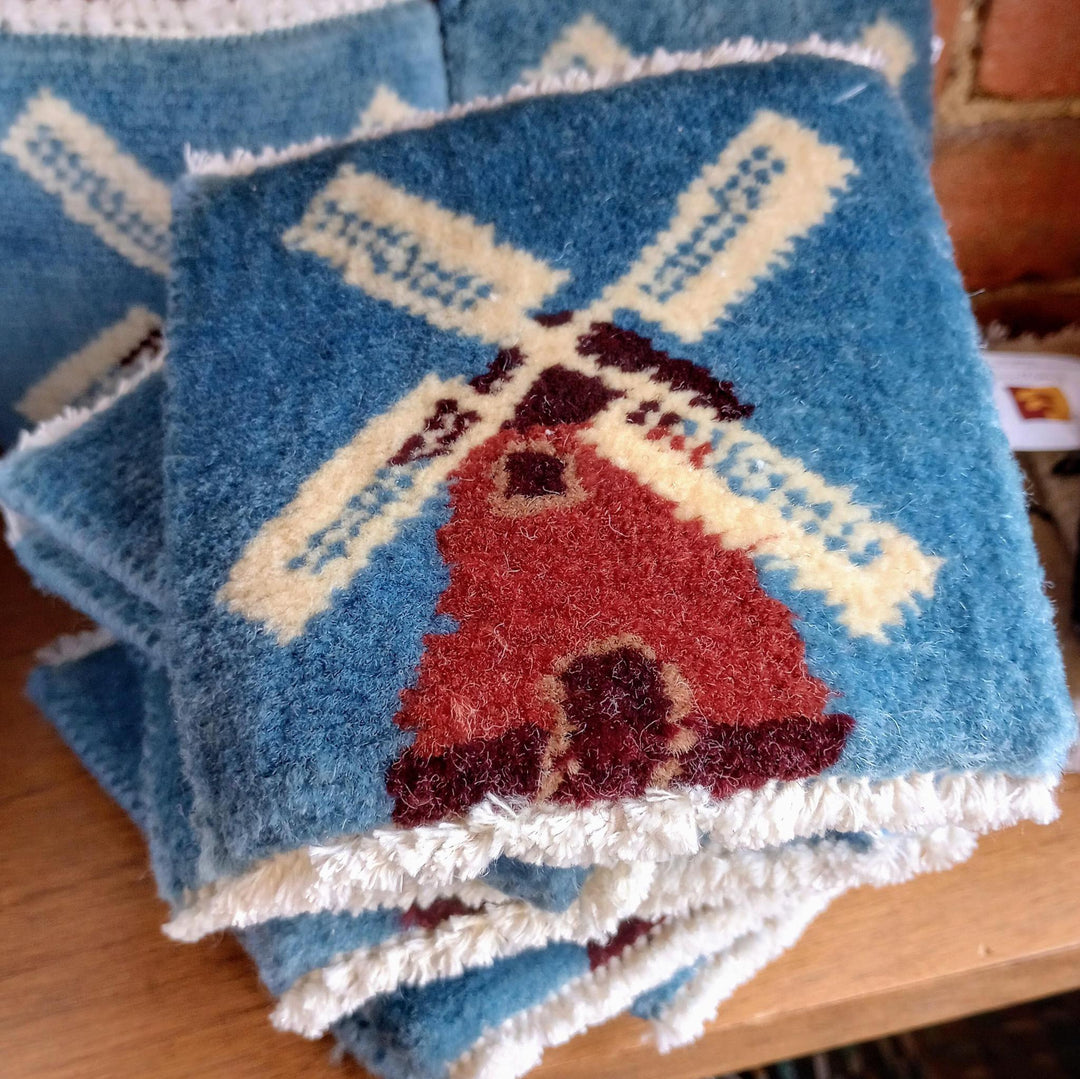 Windmill Mug Rug