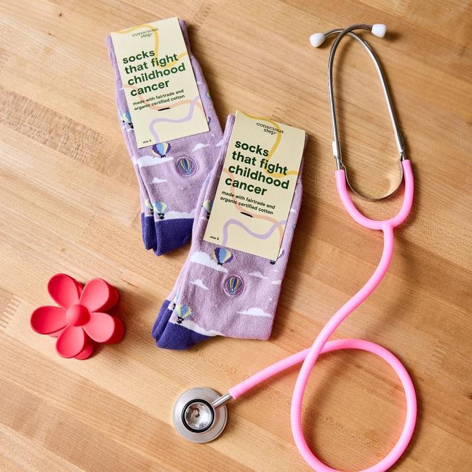 Socks that Fight Childhood Cancer (Purple Hot Air Balloon)