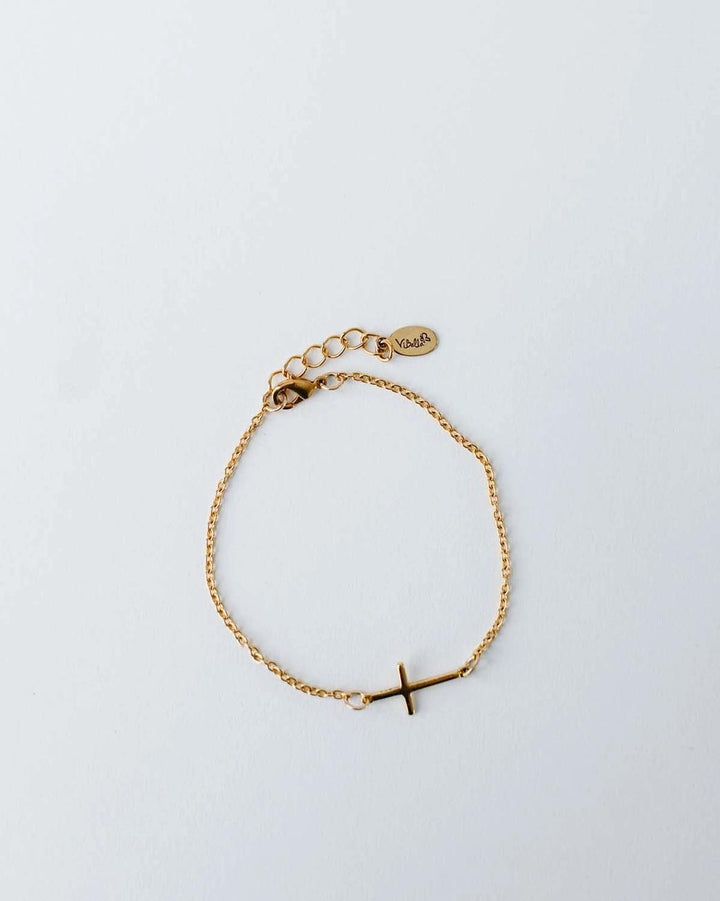 Faith Bracelet in Gold