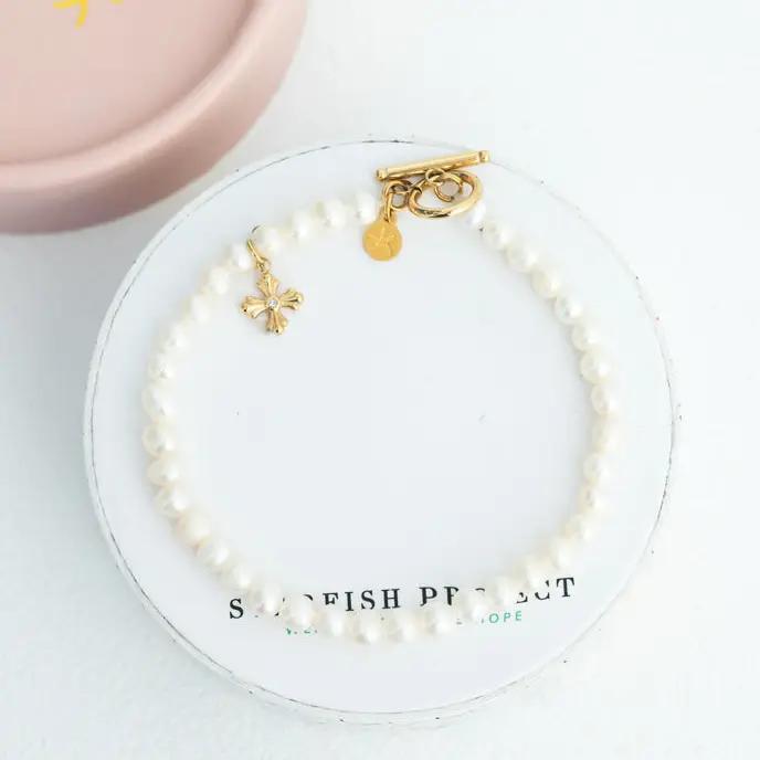Cultured Cross Pearl Bracelet