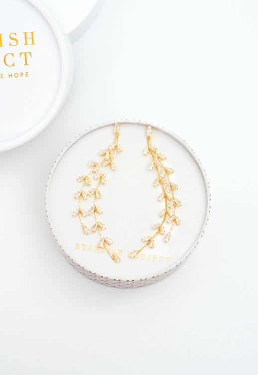 Graceful Willow Zircon & Gold Earrings