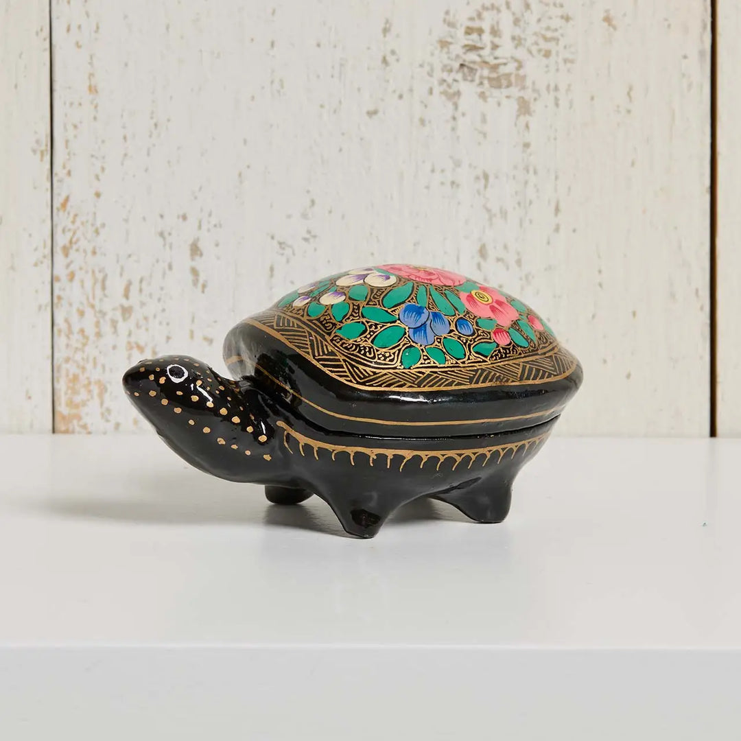 a kashmiri turtle box