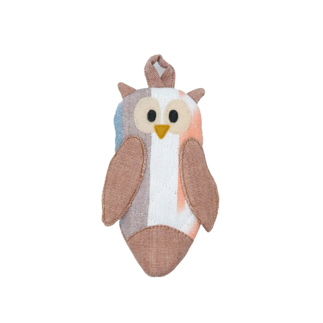 owl skillet handle holder on a white background