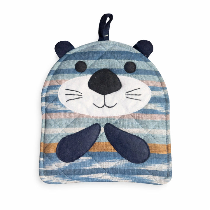 Striped otter-shaped pot holder with a blue and white design on a white background