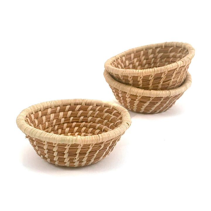 Mini Pine Needle Basket with Rim