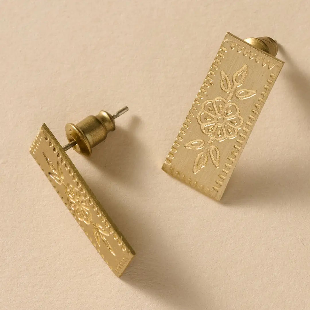Flower Bar Post Earrings