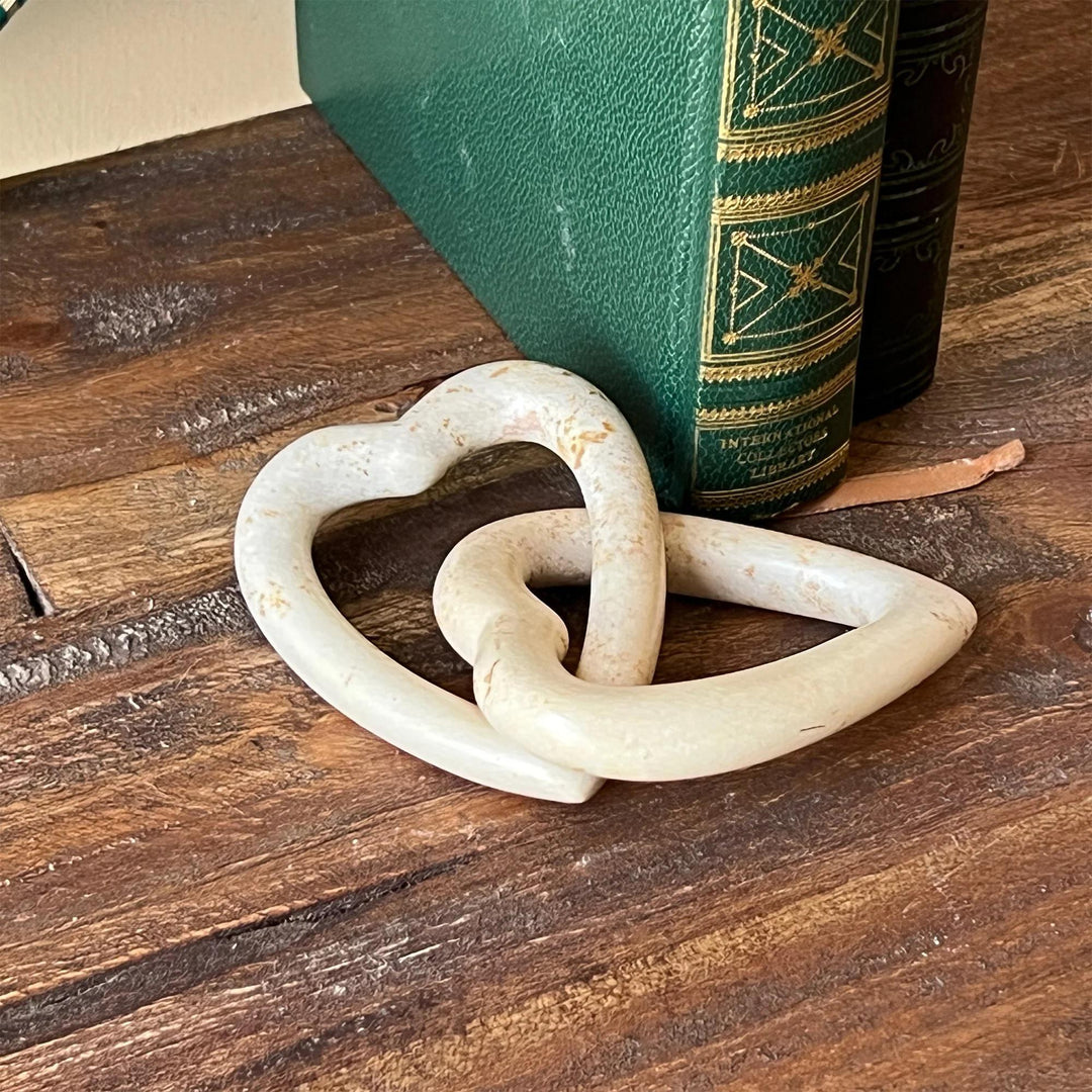 Interlocking Hearts Natural