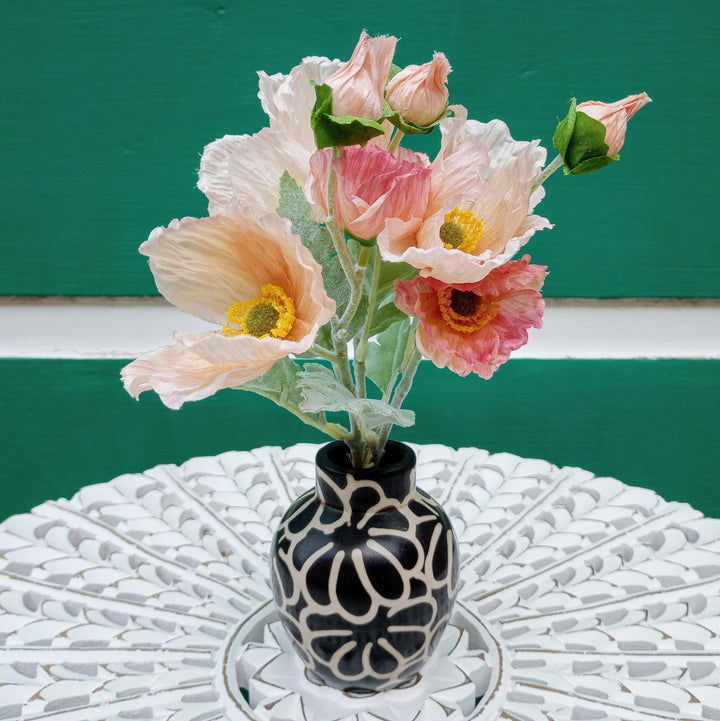 Chulucanas Vase 10cm Daisies