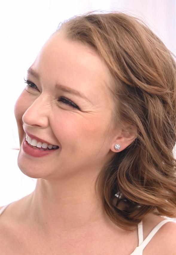 Lustre Bloom Studs in Platinum