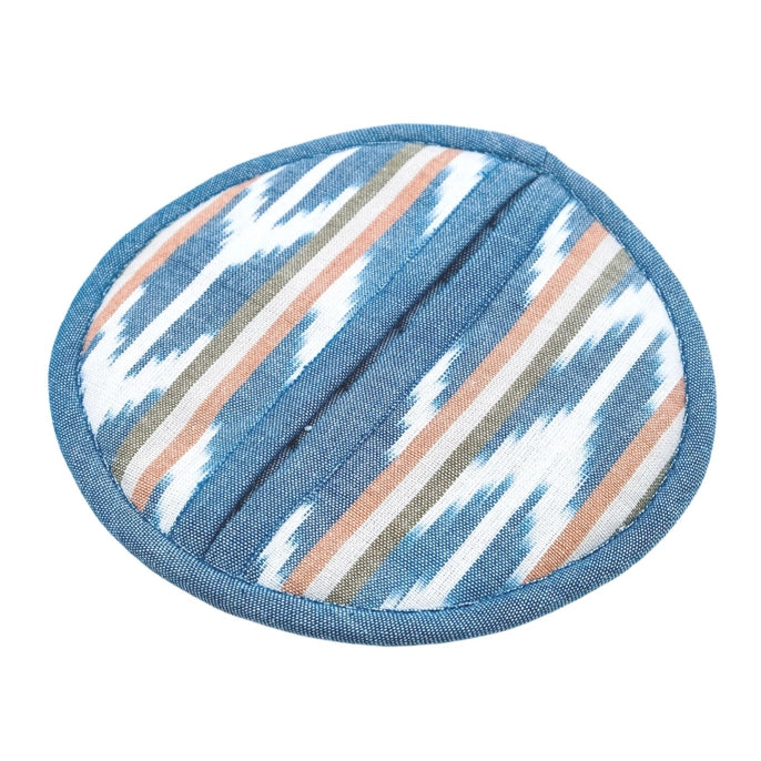 round pot holder with blue border and multicolored pattern on a white background