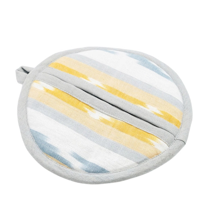 Round pot holder with striped pattern on a white background