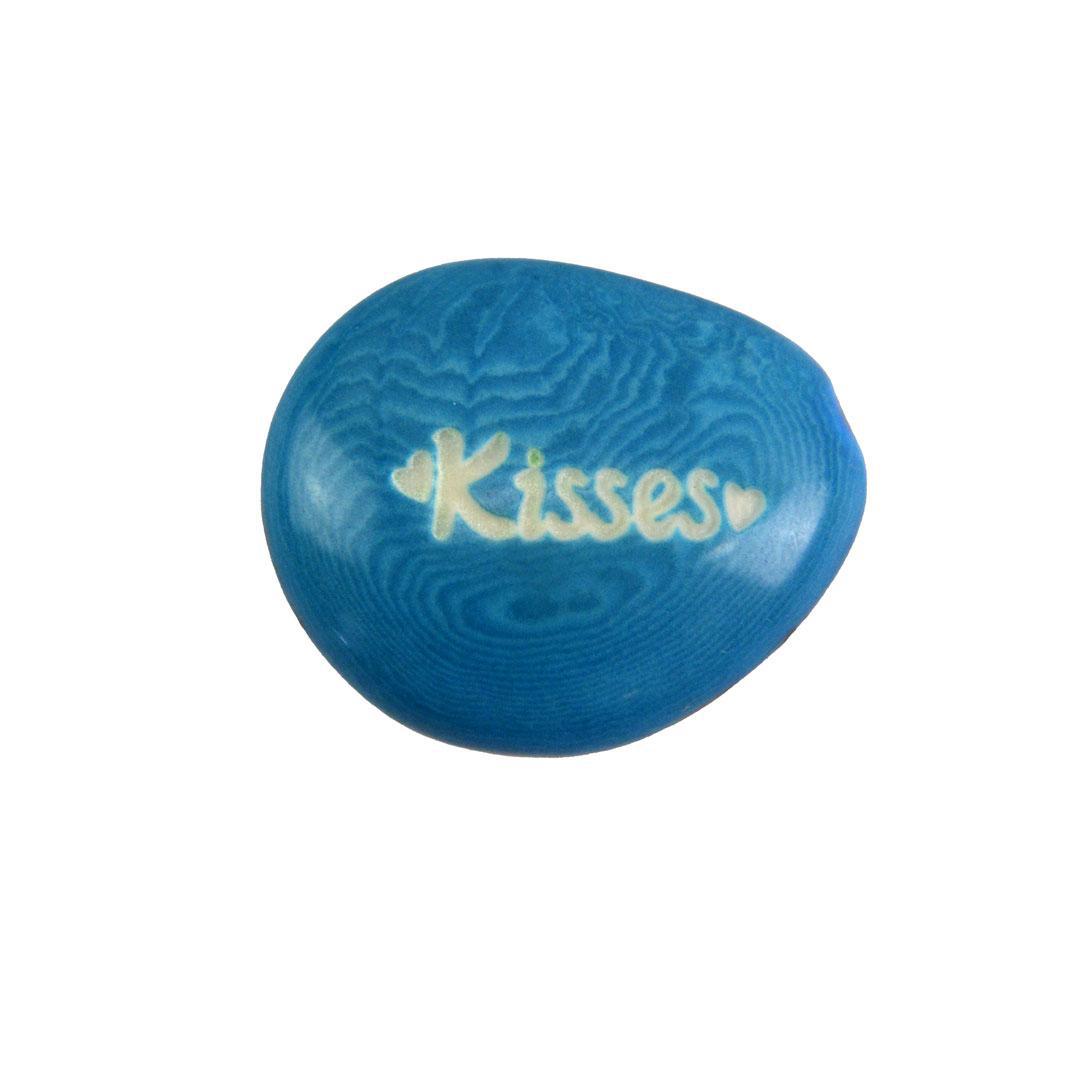 Tagua nut with the word kisses