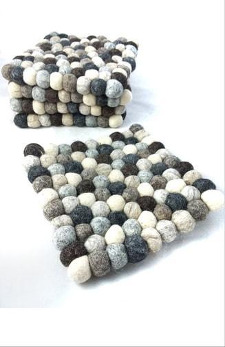 Square Wool Ball Trivet