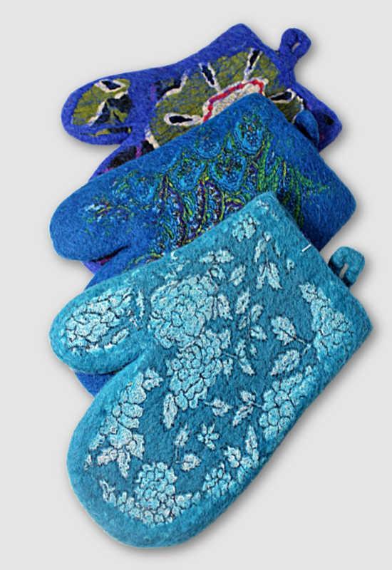 Cotton Infused Felt Oven Mitt