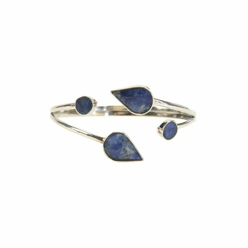 a espiga bracelet with sodalite stones
